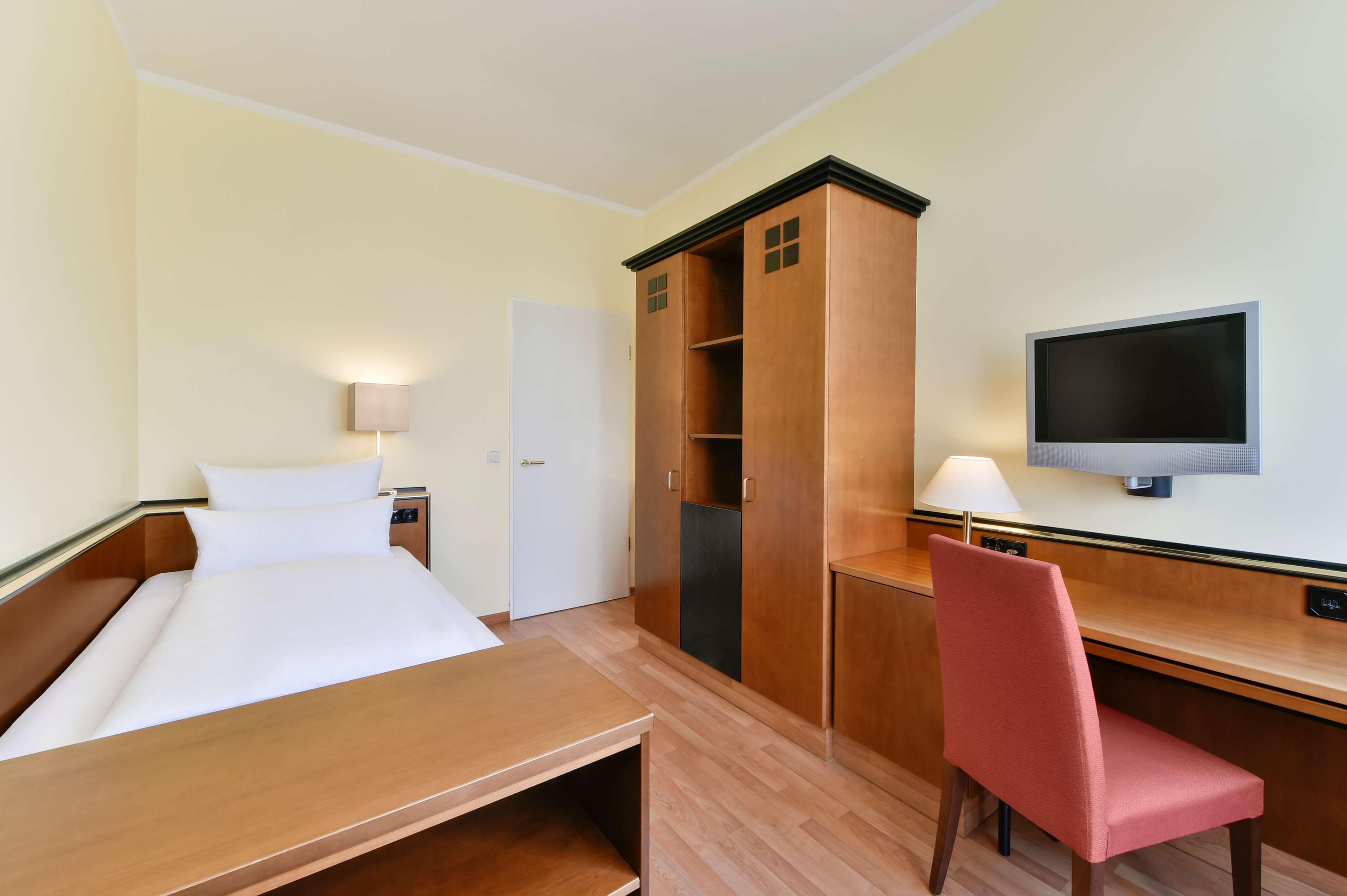 Nh Sued Hotel Monaco di Baviera
