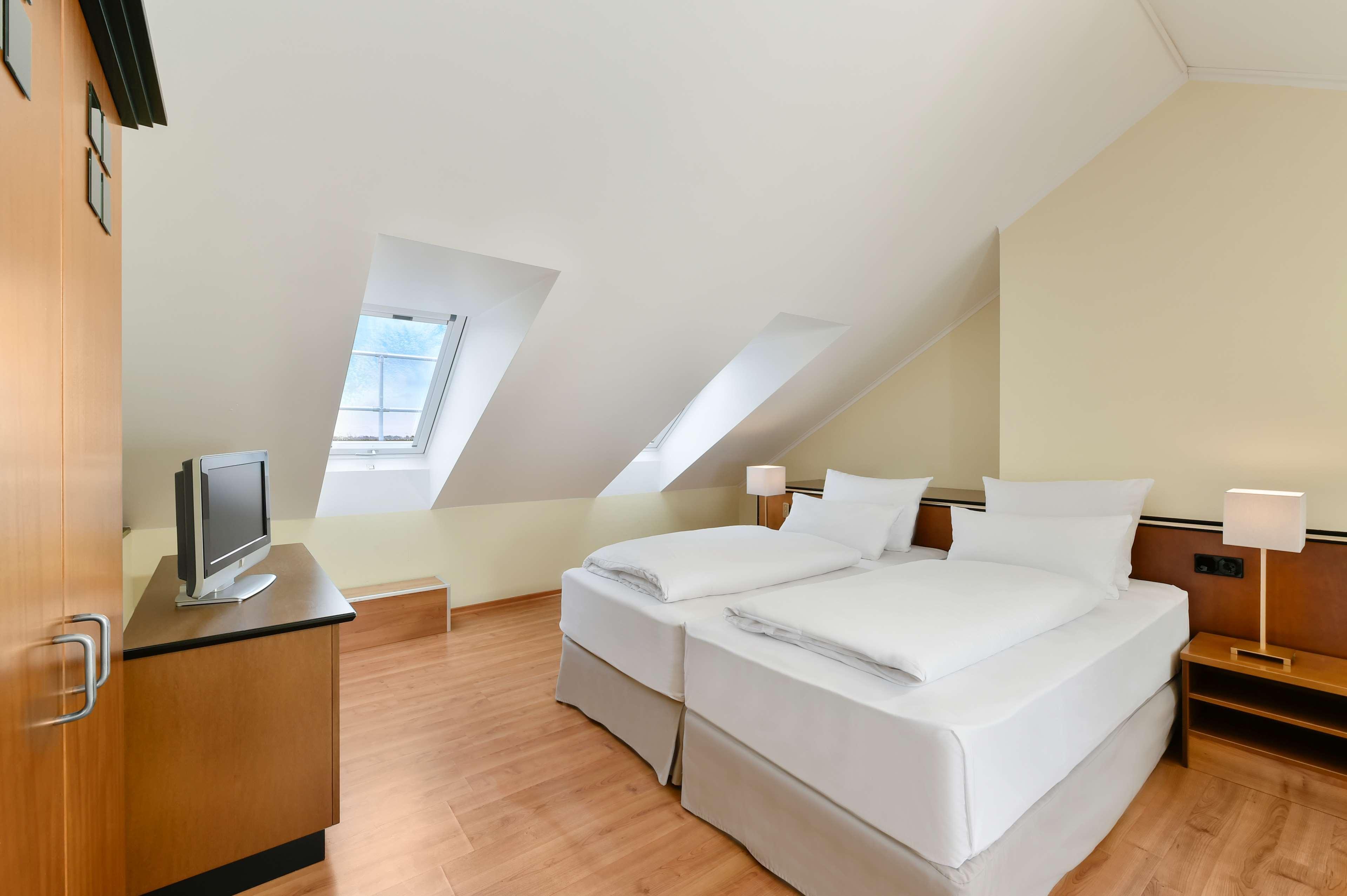 Nh Sued Hotel Monaco di Baviera